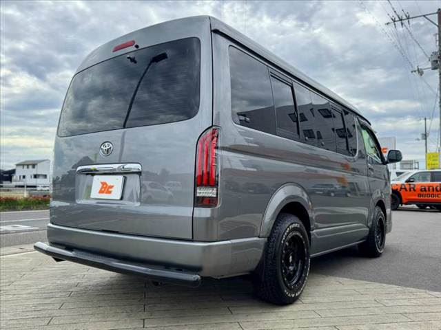 2006 Toyota HIACE thumbnail 15