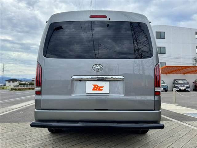 2006 Toyota HIACE thumbnail 14