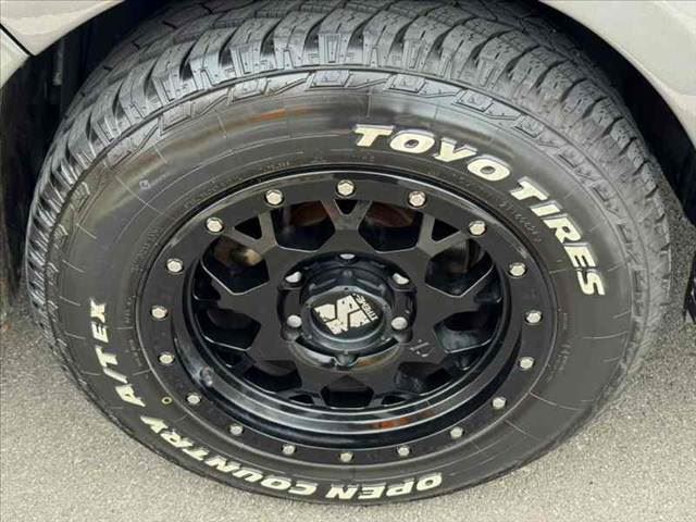 2006 Toyota HIACE thumbnail 38
