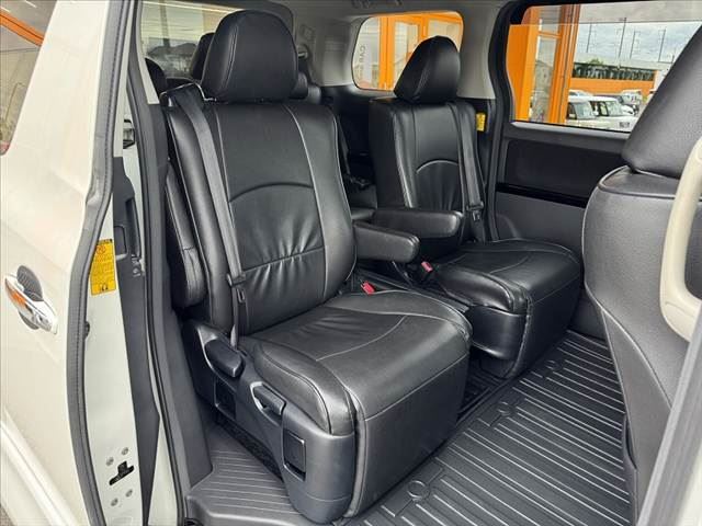 صورة مصغرة 17 لـ 2012 Toyota VELLFIRE