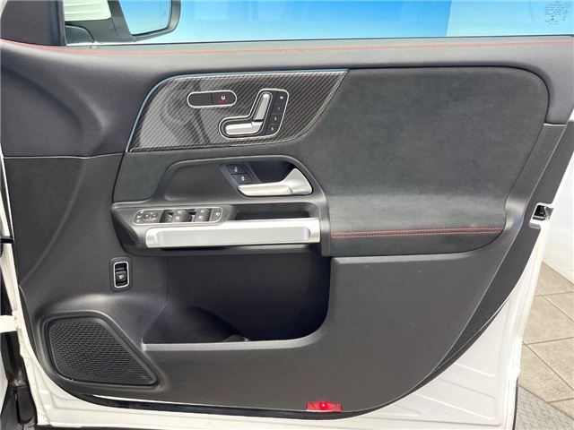 2020 Mercedes-BENZ GLB 缩略图 28