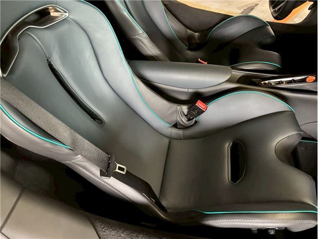 صورة مصغرة 37 لـ 2024 Mclaren ARTURA SPIDER