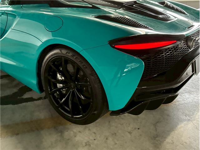 صورة مصغرة 57 لـ 2024 Mclaren ARTURA SPIDER