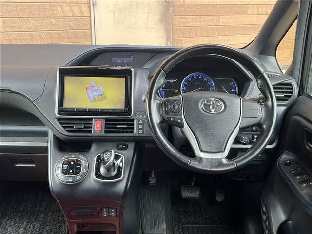 2014 Toyota VOXY 缩略图 19
