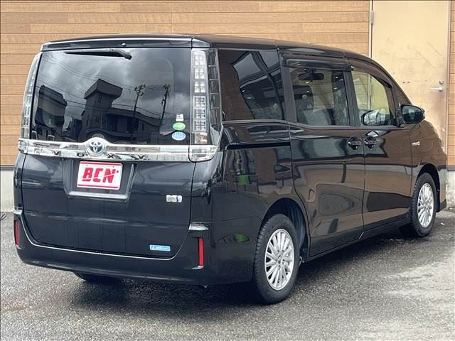 2014 Toyota VOXY 照片 6