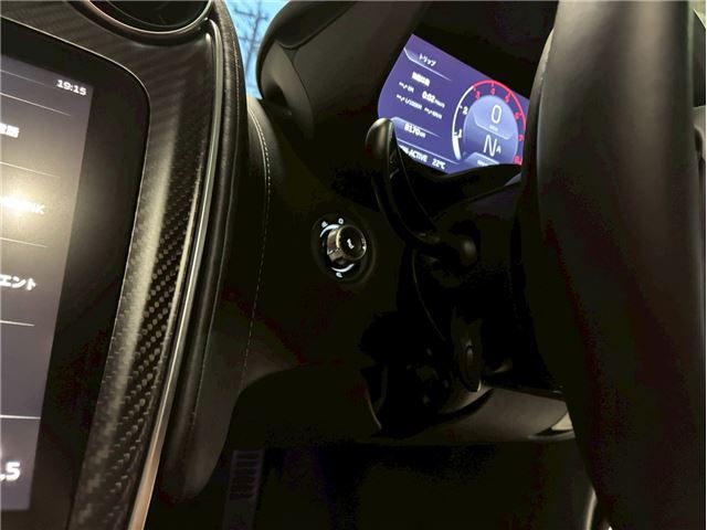 2025 Mclaren GTS thumbnail 23