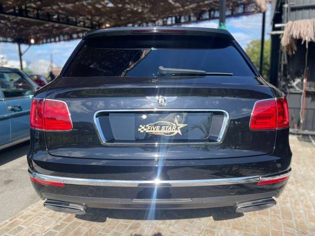 2016 Bentley BENTAYGA — миниатюра 11