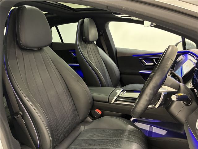 2022 Mercedes-BENZ EQE — фото 4