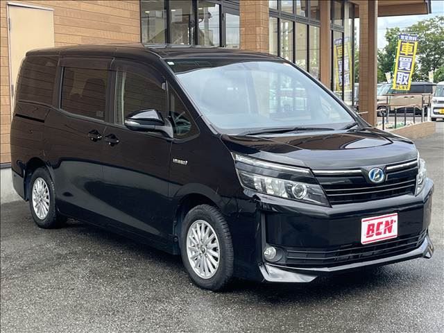 صورة 4 لـ 2014 Toyota VOXY
