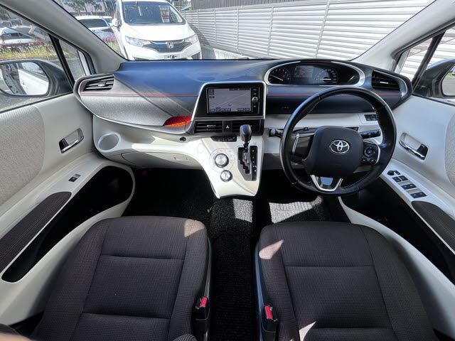 2016 Toyota SIENTA — фото 2