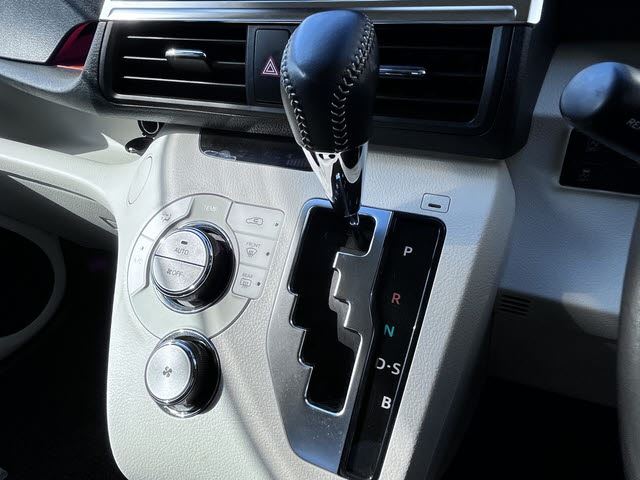 2016 Toyota SIENTA — миниатюра 20