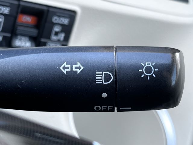 2016 Toyota SIENTA — миниатюра 22