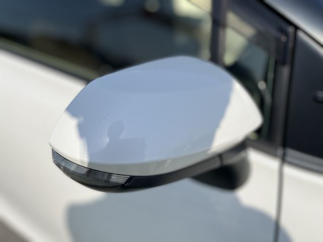 2016 Toyota SIENTA — миниатюра 25