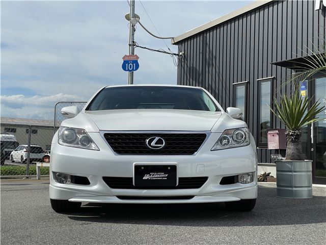 2010 Lexus LS 照片 2