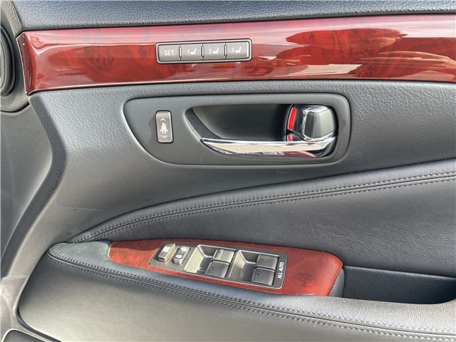 2010 Lexus LS 缩略图 17