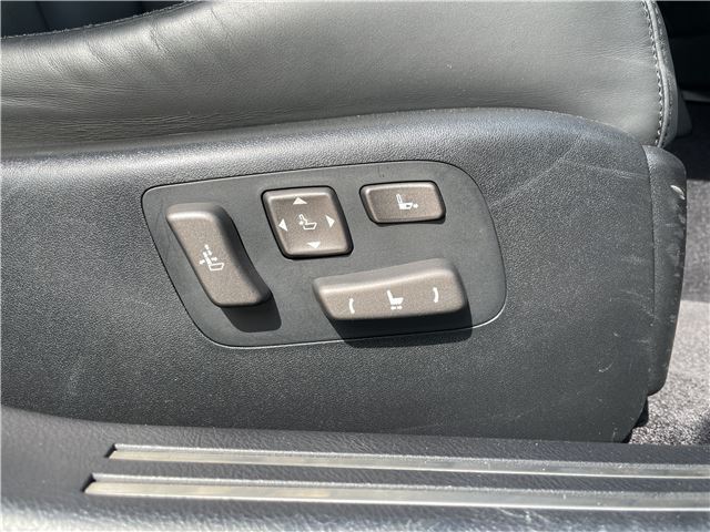 2010 Lexus LS 缩略图 18