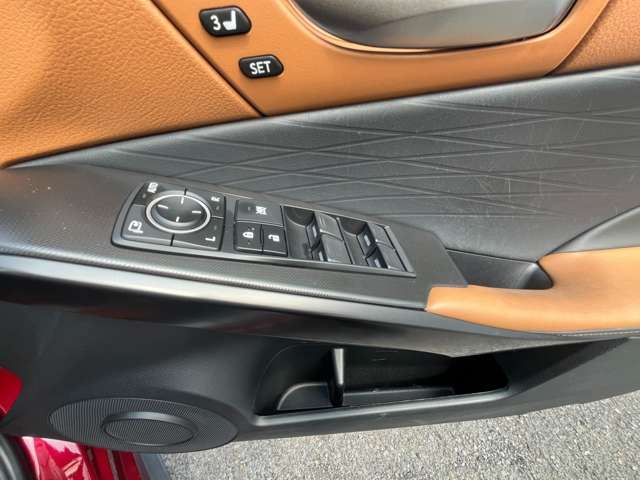 2021 Lexus IS — миниатюра 26