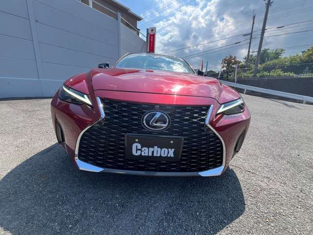 2021 Lexus IS — миниатюра 56