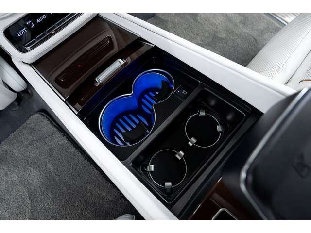 2023 Mercedes-BENZ MAYBACH — миниатюра 46