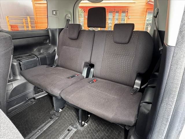 صورة مصغرة 19 لـ 2014 Toyota VOXY