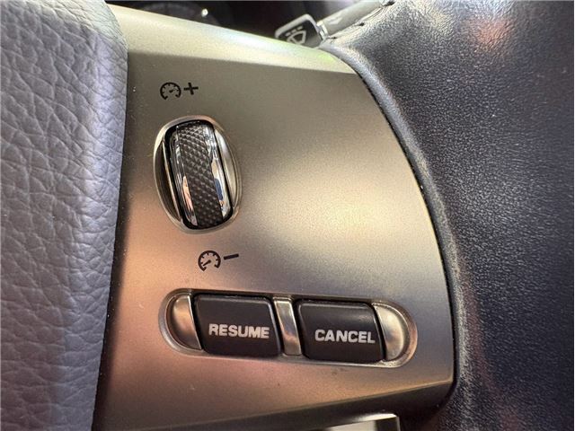 2010 Jaguar XF — миниатюра 30