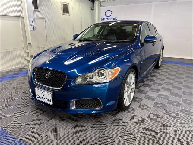 2010 Jaguar XF — фото 5