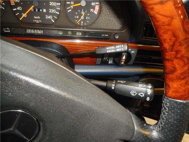 1990 Mercedes-BENZ S-CLASS 缩略图 25