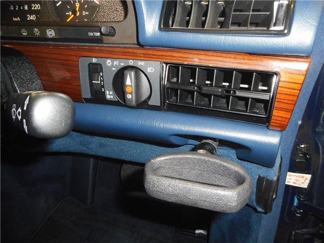 1990 Mercedes-BENZ S-CLASS 缩略图 26