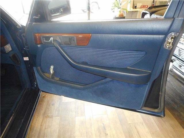 1990 Mercedes-BENZ S-CLASS 缩略图 31