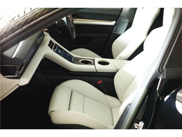 2023 Porsche TAYCAN CROSS TURISMO — миниатюра 21