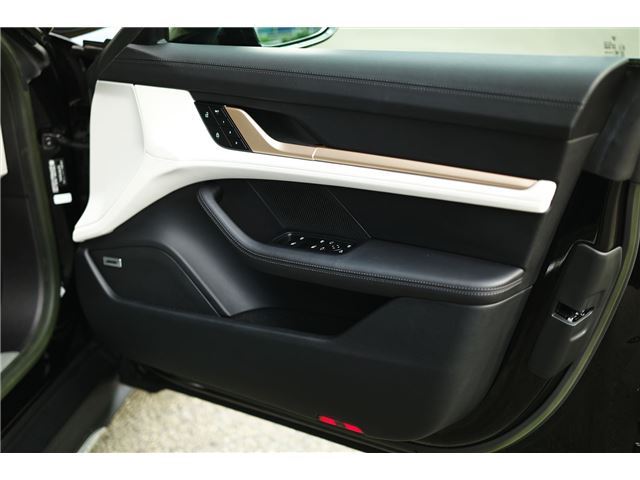 2023 Porsche TAYCAN CROSS TURISMO — миниатюра 23
