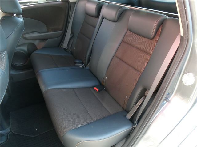 2011 Honda FIT SHUTTLE HYBRID — миниатюра 14