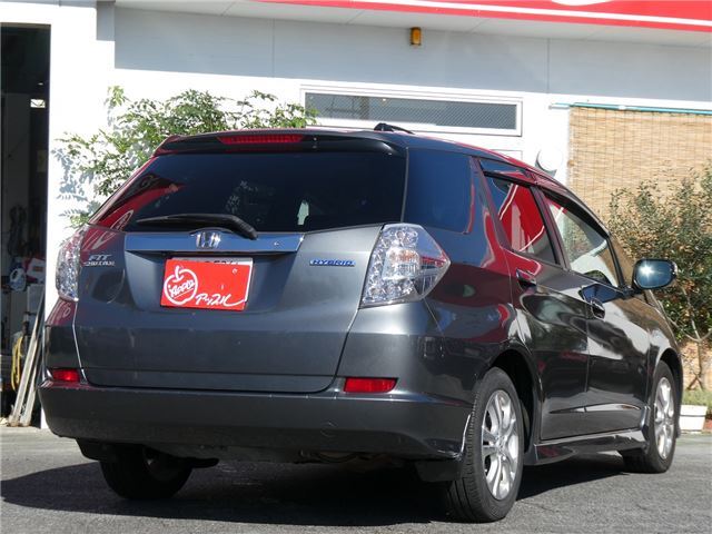 2011 Honda FIT SHUTTLE HYBRID — фото 2