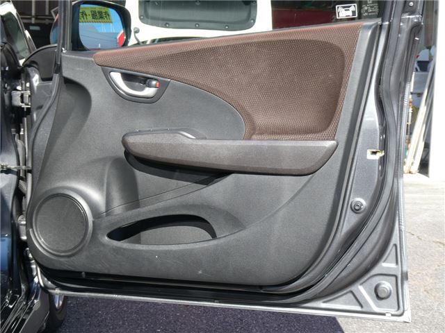 2011 Honda FIT SHUTTLE HYBRID — миниатюра 36