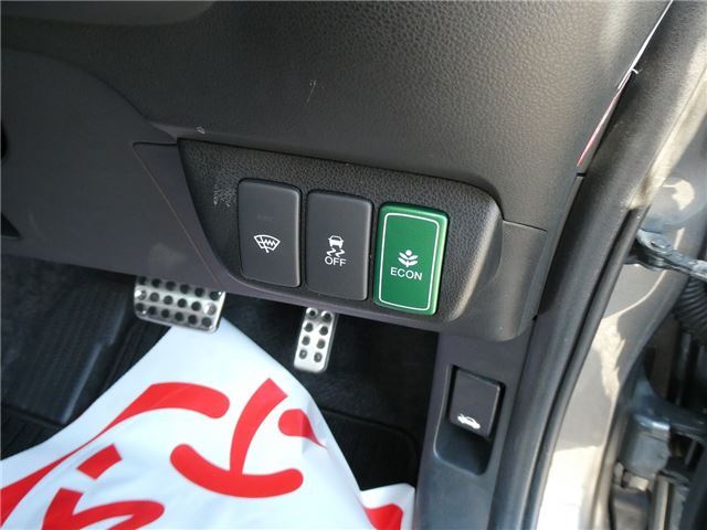 2011 Honda FIT SHUTTLE HYBRID — миниатюра 39