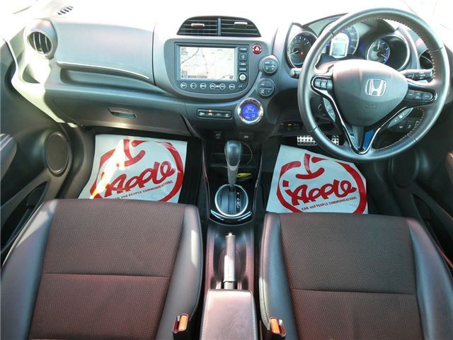 2011 Honda FIT SHUTTLE HYBRID — фото 4