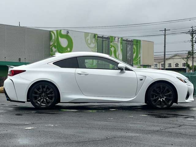 صورة مصغرة 45 لـ 2015 Lexus RC F