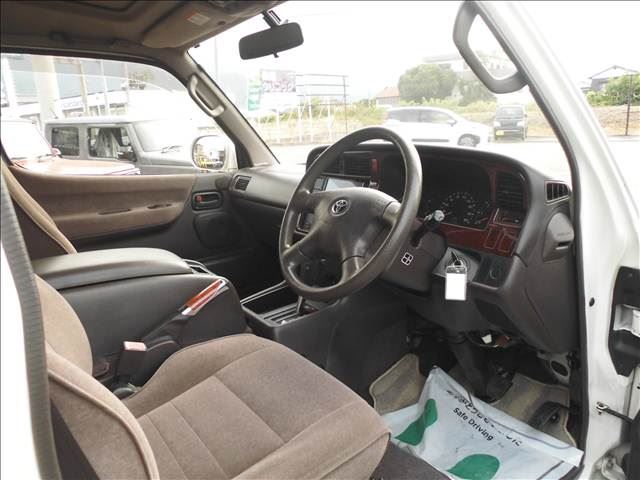 صورة 3 لـ 2003 Toyota HIACE