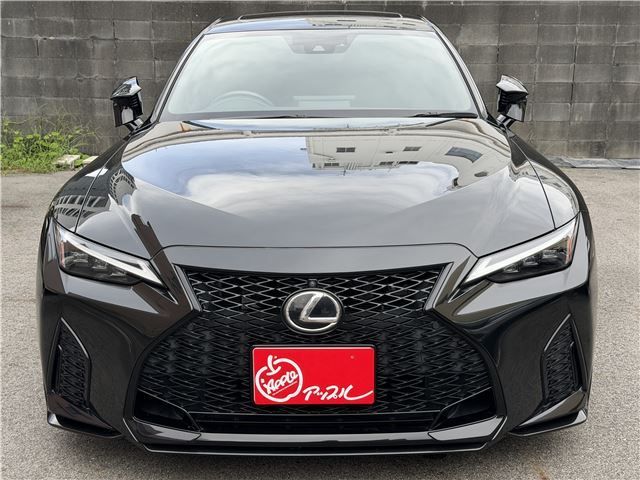 2023 Lexus IS — миниатюра 11