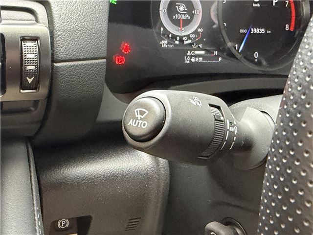 2023 Lexus IS — миниатюра 52