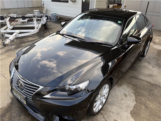 2013 Lexus IS — миниатюра 22