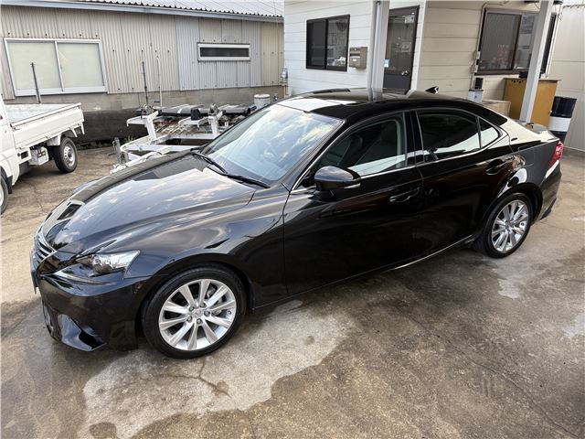 2013 Lexus IS — миниатюра 65