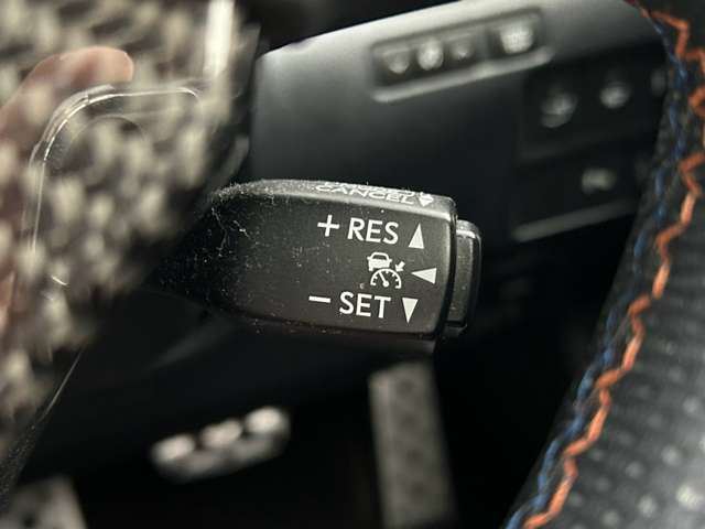صورة مصغرة 20 لـ 2015 Lexus RC F