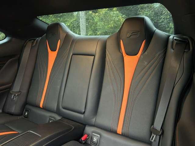 صورة مصغرة 30 لـ 2015 Lexus RC F