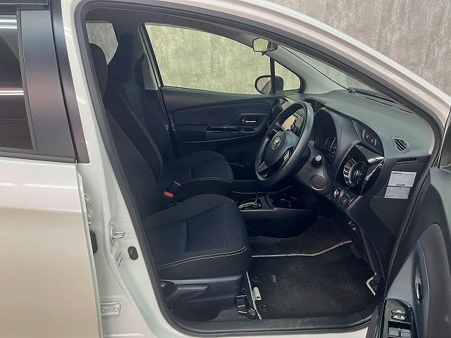 2017 Toyota VITZ 缩略图 29