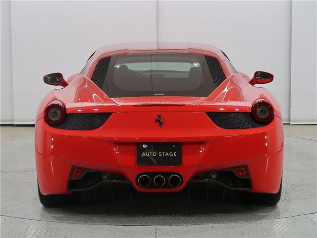 2010 Ferrari 458 ITALIA — миниатюра 12
