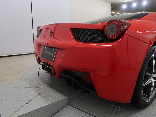 2010 Ferrari 458 ITALIA — миниатюра 19