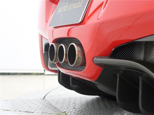 2010 Ferrari 458 ITALIA — миниатюра 20