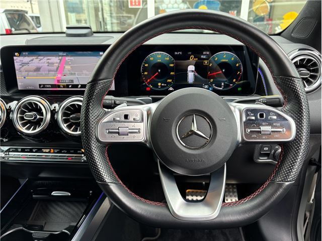 2021 Mercedes-BENZ GLB 缩略图 16