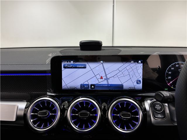 2026 Mercedes-BENZ GLB — миниатюра 14